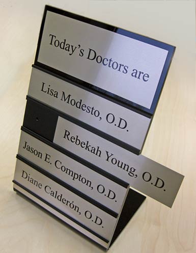 Changeable name plates and custom desk signs